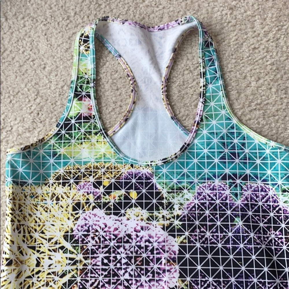 Lululemon tank